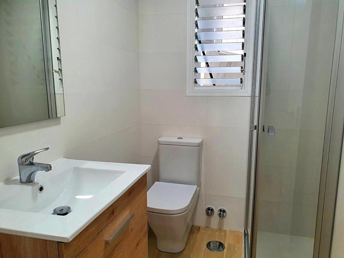 First Line Apartment With 3 Bedrooms And Seaviews Benidorm Exterior foto